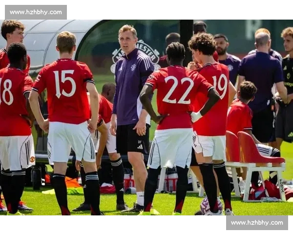 红魔传奇回归!弗莱彻执掌曼联 U18 开启青训新篇章 红魔传奇回归!弗莱彻执掌曼联 U18 开启青训新篇章