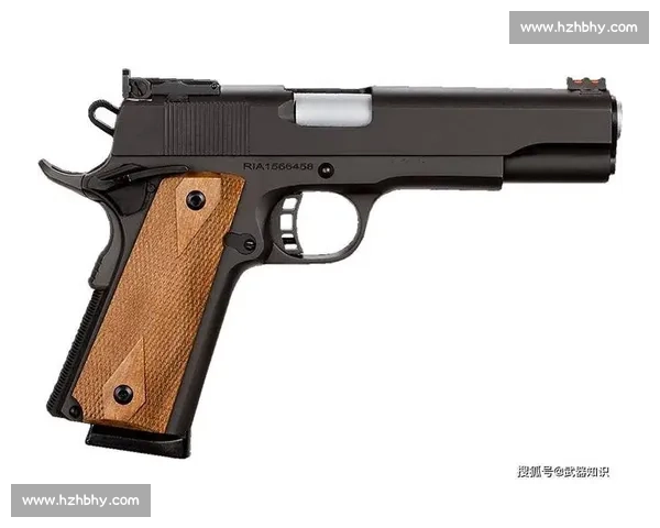 苏牙门线挑衅裁判：“我偏不！” 复刻经典争议