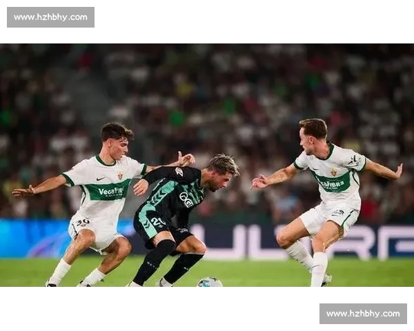 巴莱拉零转会费回归埃尔切 升级功臣再战西甲